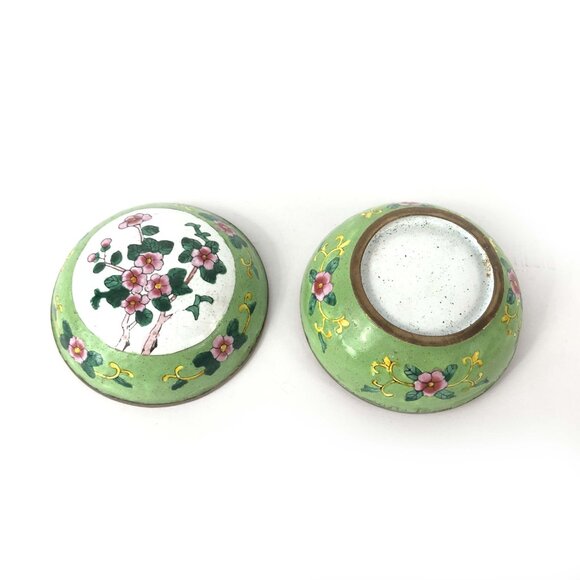 Chinese Canton Enamel Petite Vtg Hand Painted Copper Lidded Box Flower Design - Picture 6 of 6